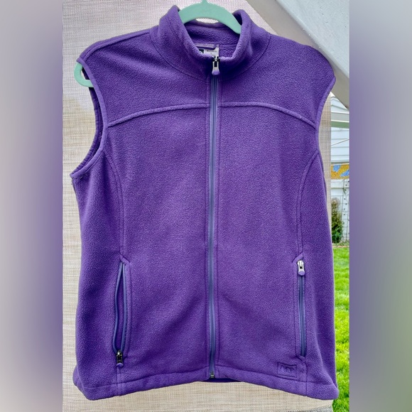 REI Jackets & Blazers - REI Women’s Purple Polartec Vest Size L